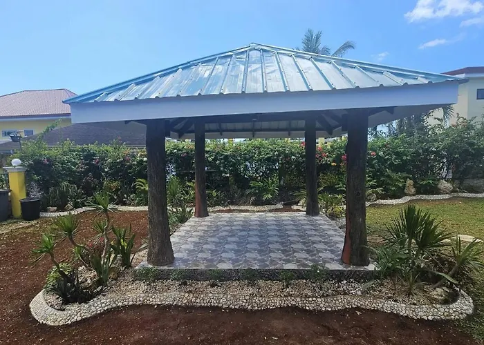 Batsonbhouse Camotes Ferienhaus San Francisco (Cebu)